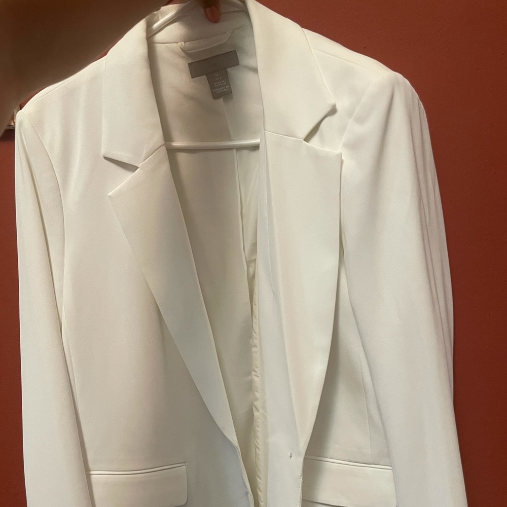 Blazer - Picture 2 of 3